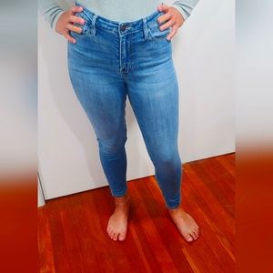 Hollister high rise super skinny jeans